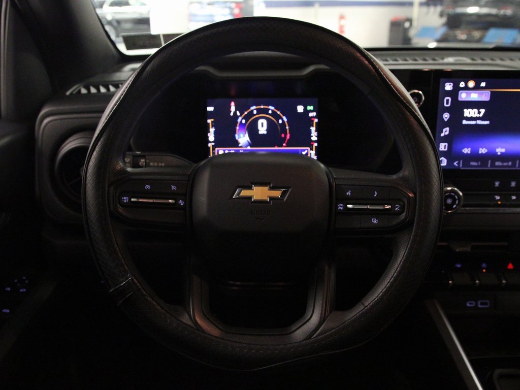 Used 2023 Chevrolet Colorado W/T image 15