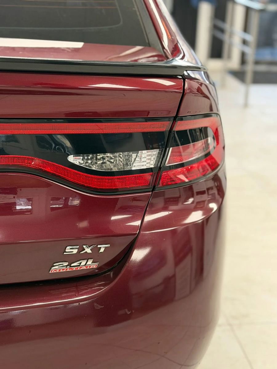 Used 2015 Dodge Dart SXT image 18