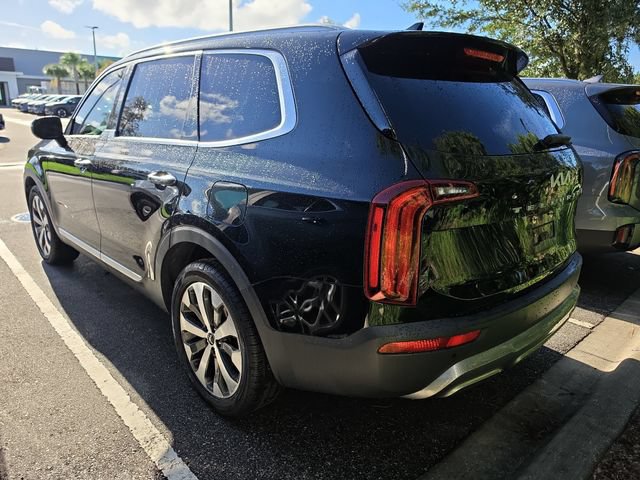 Used 2022 Kia Telluride S FWD image 4
