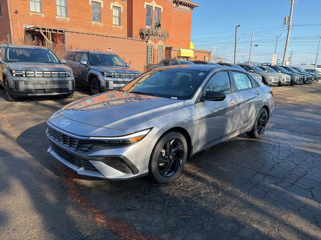 New 2026 Hyundai Elantra Sport FWD image 3