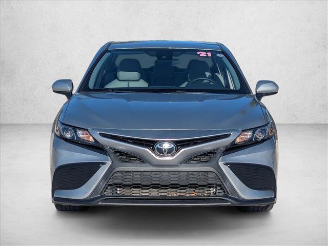Used 2021 Toyota Camry SE video 2