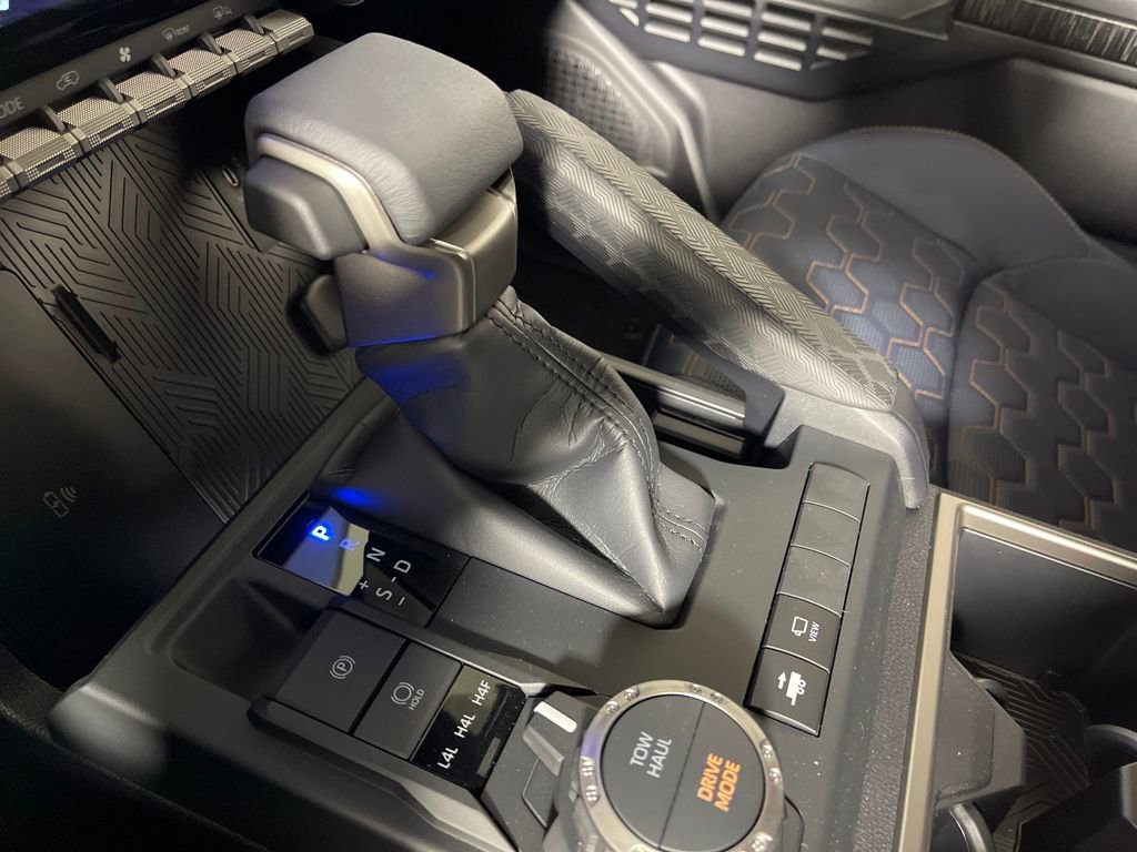 New 2026 Toyota 4Runner Platinum image 22