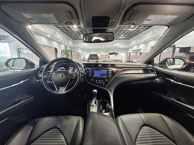 Used 2019 Toyota Camry SE w/ Convenience Package image 15