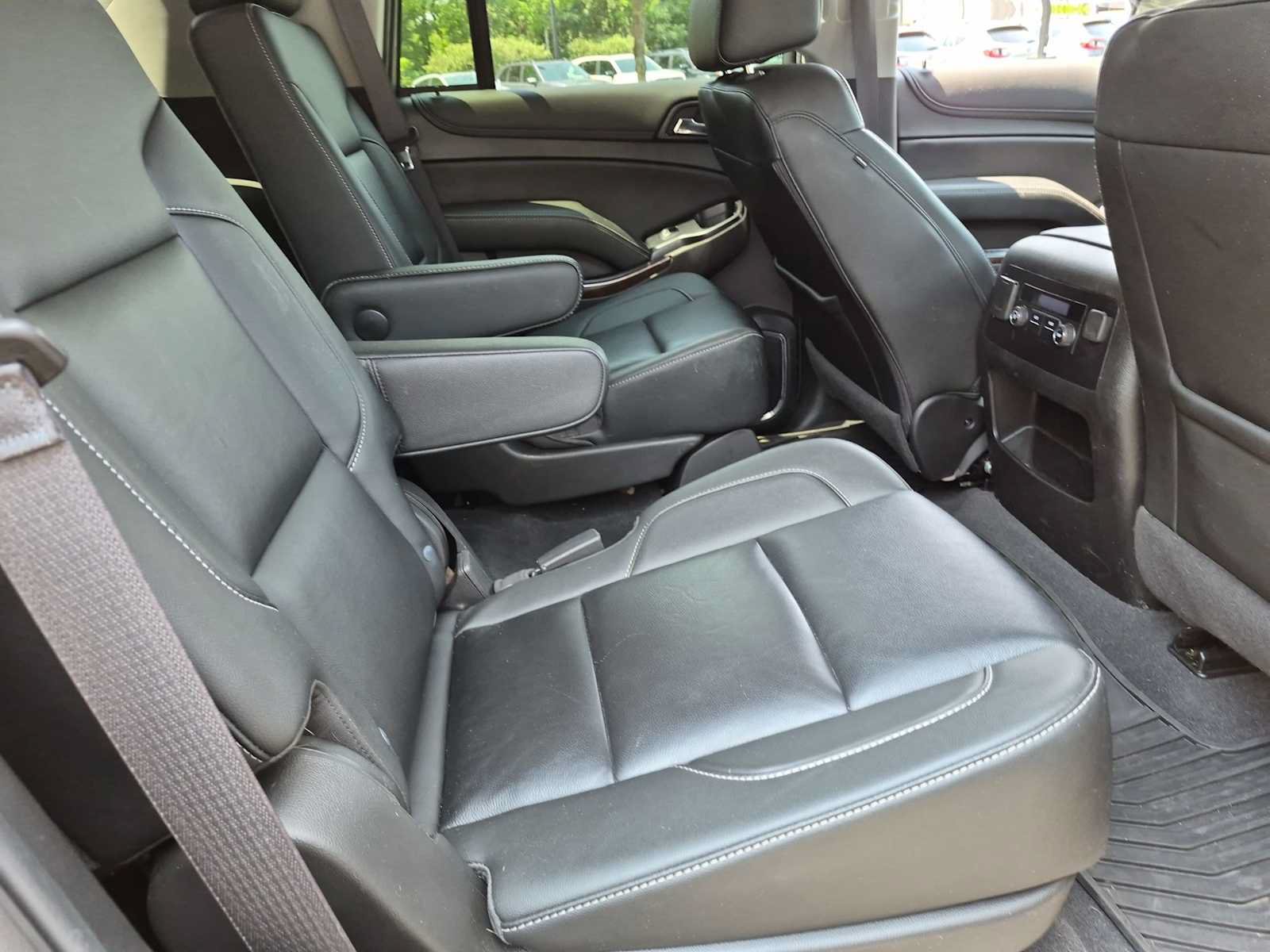 Used 2020 Chevrolet Tahoe LT AWD/4WD image 21