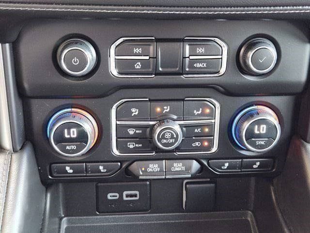 Used 2023 Chevrolet Tahoe Z71 w/ Z71 Off-Road Package AWD/4WD image 12