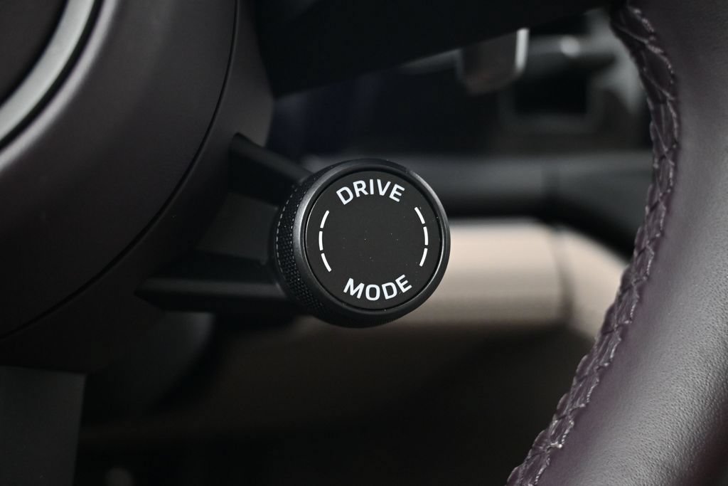 Certified 2024 Porsche Panamera image 23