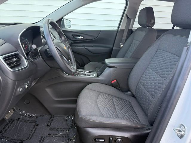 Used 2021 Chevrolet Equinox LT AWD/4WD image 16