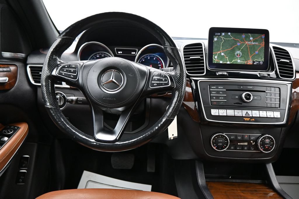 Used 2018 Mercedes-Benz GLS 550 4MATIC image 15