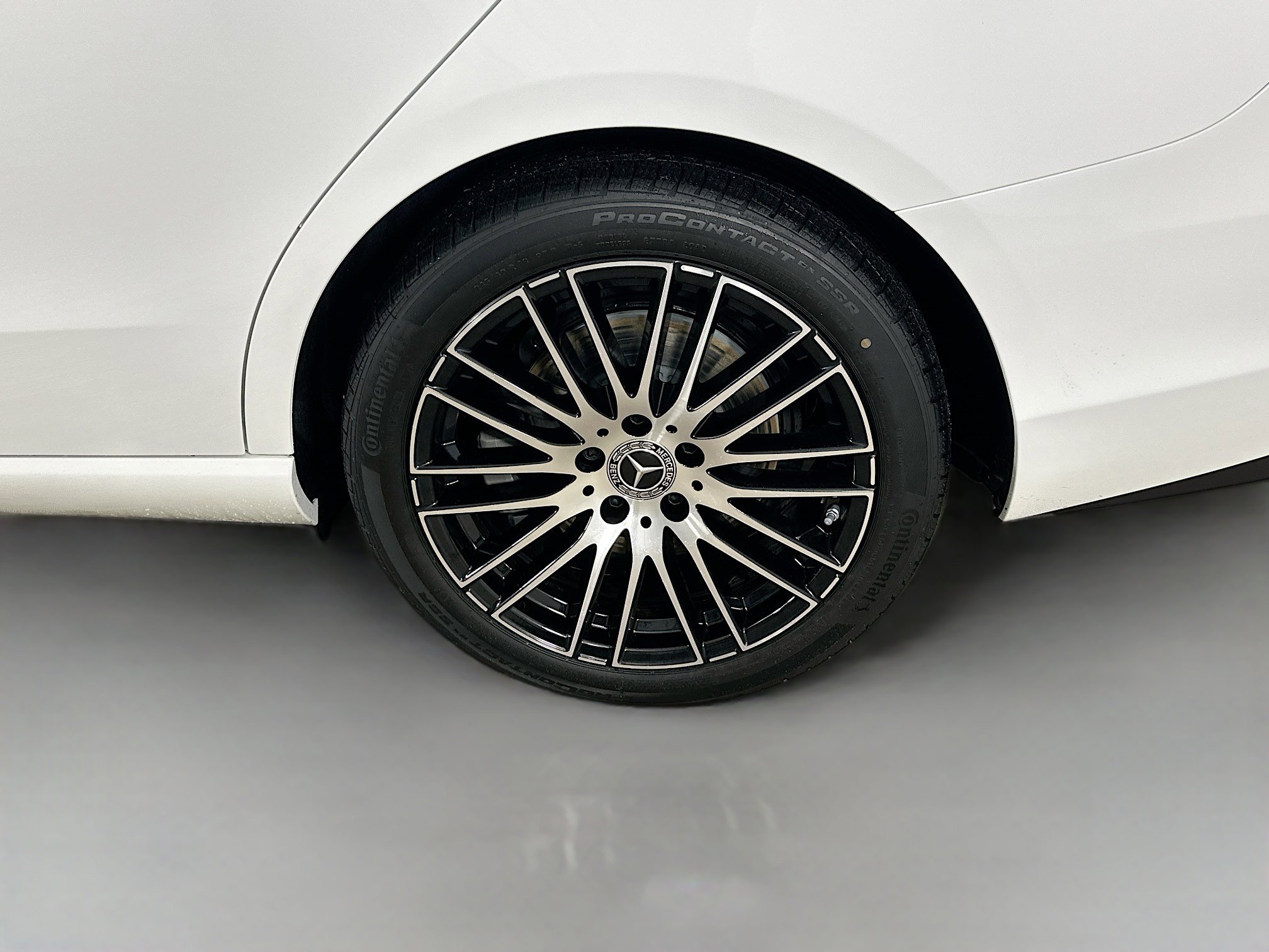 Used 2026 Mercedes-Benz C 300 4MATIC Sedan image 41