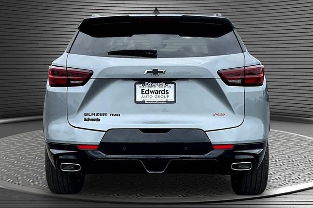 New 2026 Chevrolet Blazer RS w/ Driver Confidence II Package AWD/4WD image 4