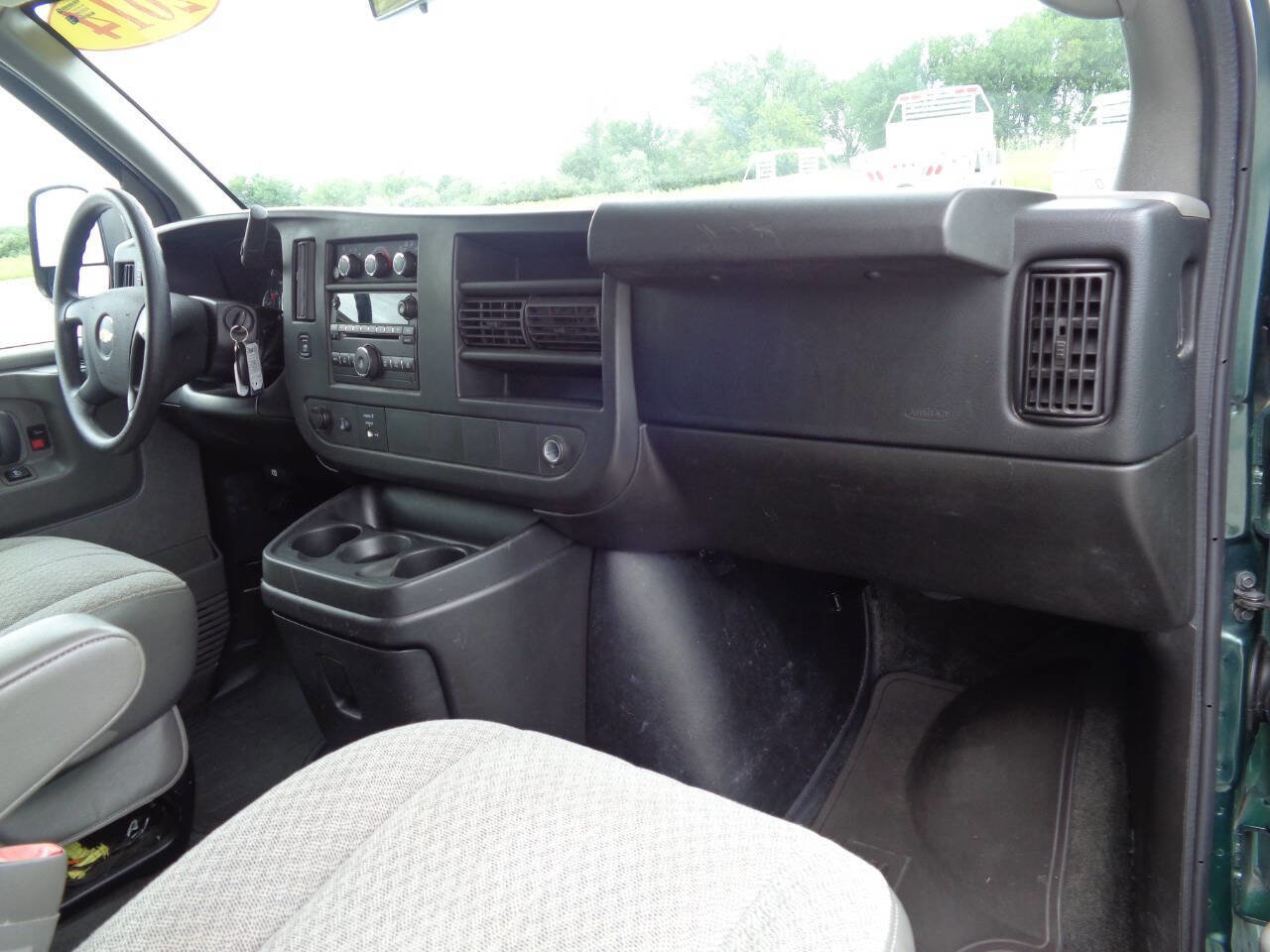 Used 2014 Chevrolet Express 3500 LT w/ LT Preferred Equipment Group image 26