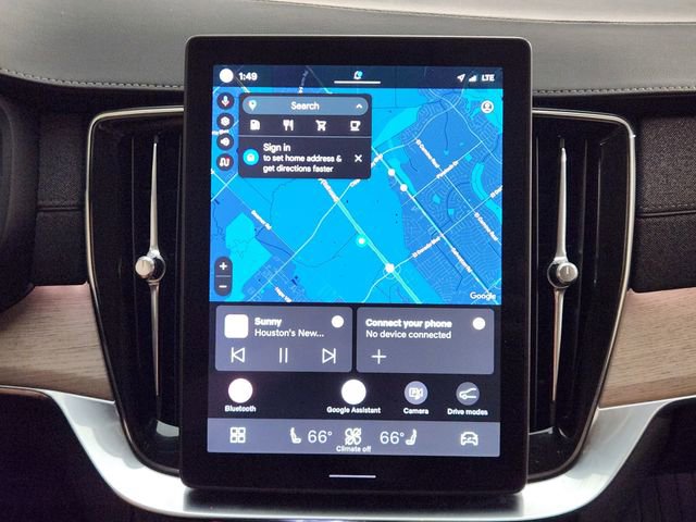 Used 2025 Volvo XC90 B5 Core w/ Protection Package image 17