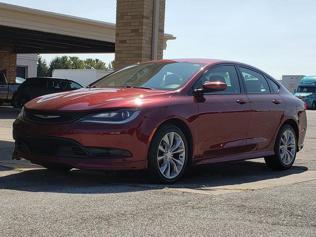 Used 2015 Chrysler 200 S w/ Comfort Group image 1