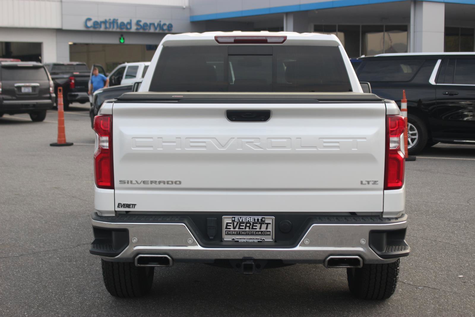 Used 2023 Chevrolet Silverado 1500 LTZ w/ LTZ Premium Package image 6