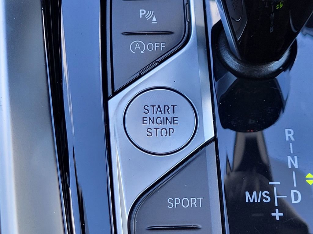 Used 2025 BMW Z4 sDrive30i RWD image 12