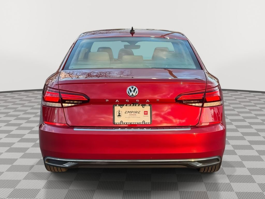 Used 2022 Volkswagen Passat 2.0T SE image 6