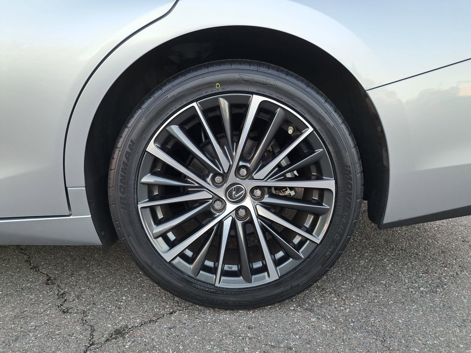 Used 2023 Lexus ES 350 w/ Premium Package image 35