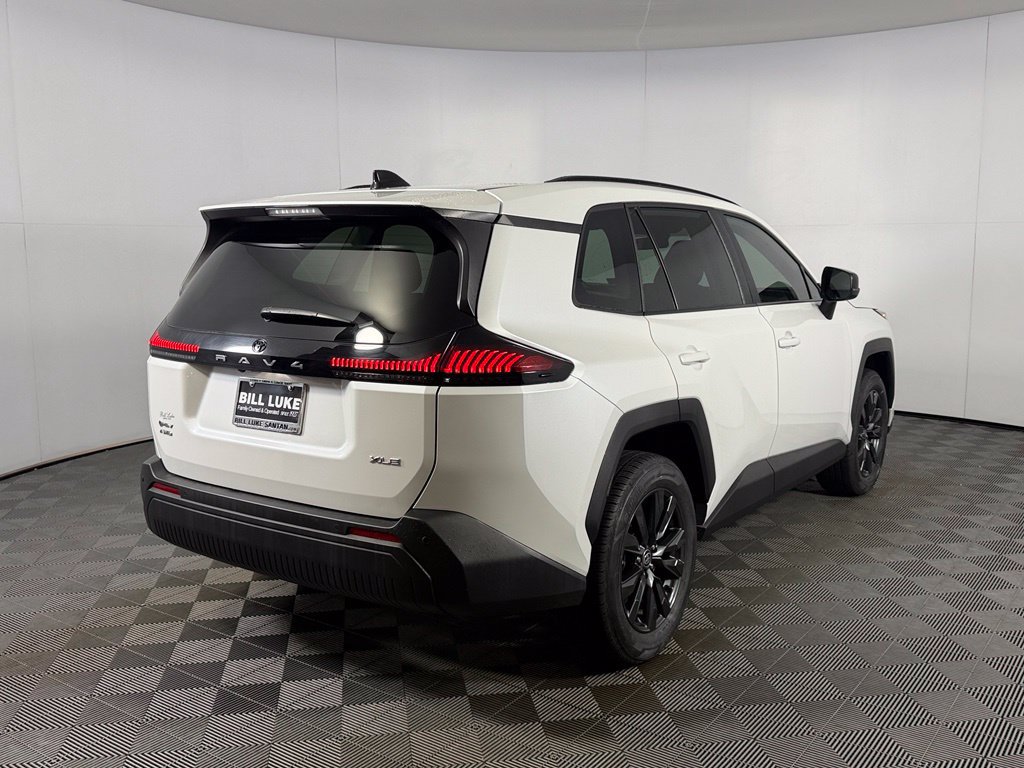 Used 2026 Toyota RAV4 XLE Premium AWD/4WD image 5