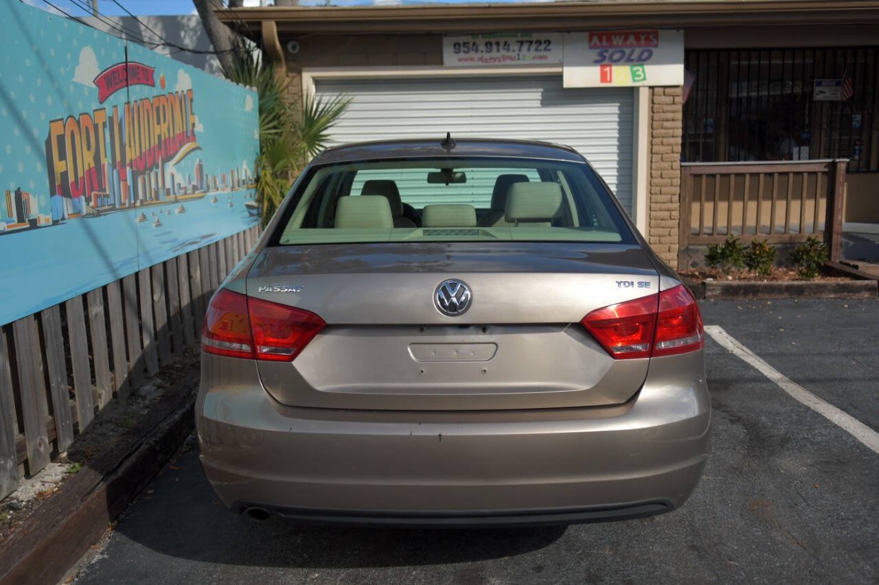 Used 2015 Volkswagen Passat TDI SE FWD image 30