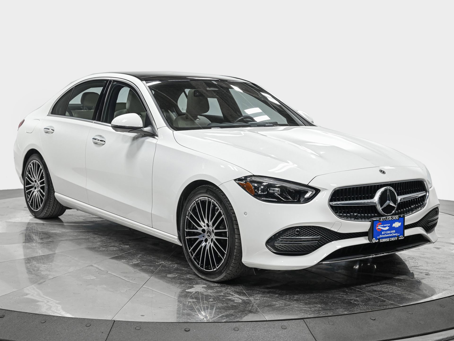 Used 2025 Mercedes-Benz C 300 4MATIC Sedan image 9