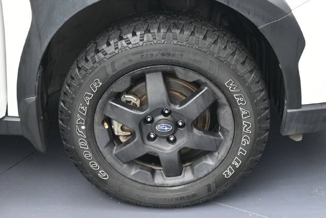 Used 2025 Subaru Outback Wilderness AWD/4WD image 6