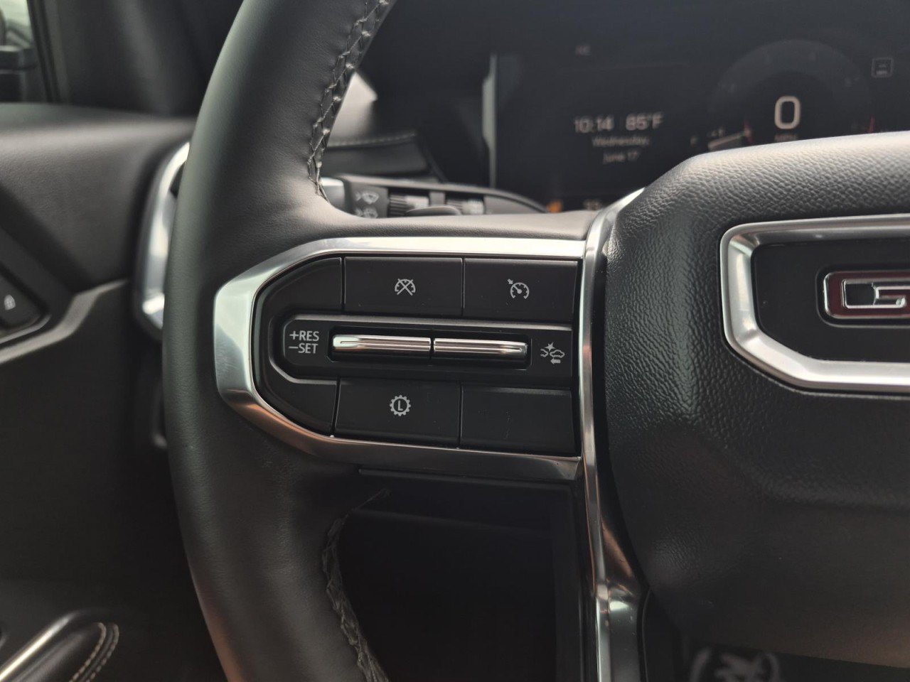 Certified 2024 GMC Acadia Elevation w/ Luxury Package FWD image 20