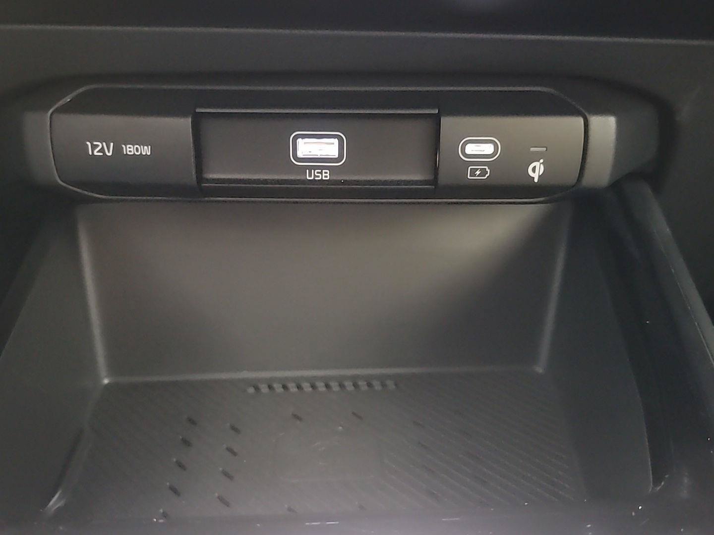 Used 2025 Kia Niro Wind w/ Wind Preserve Package FWD image 32