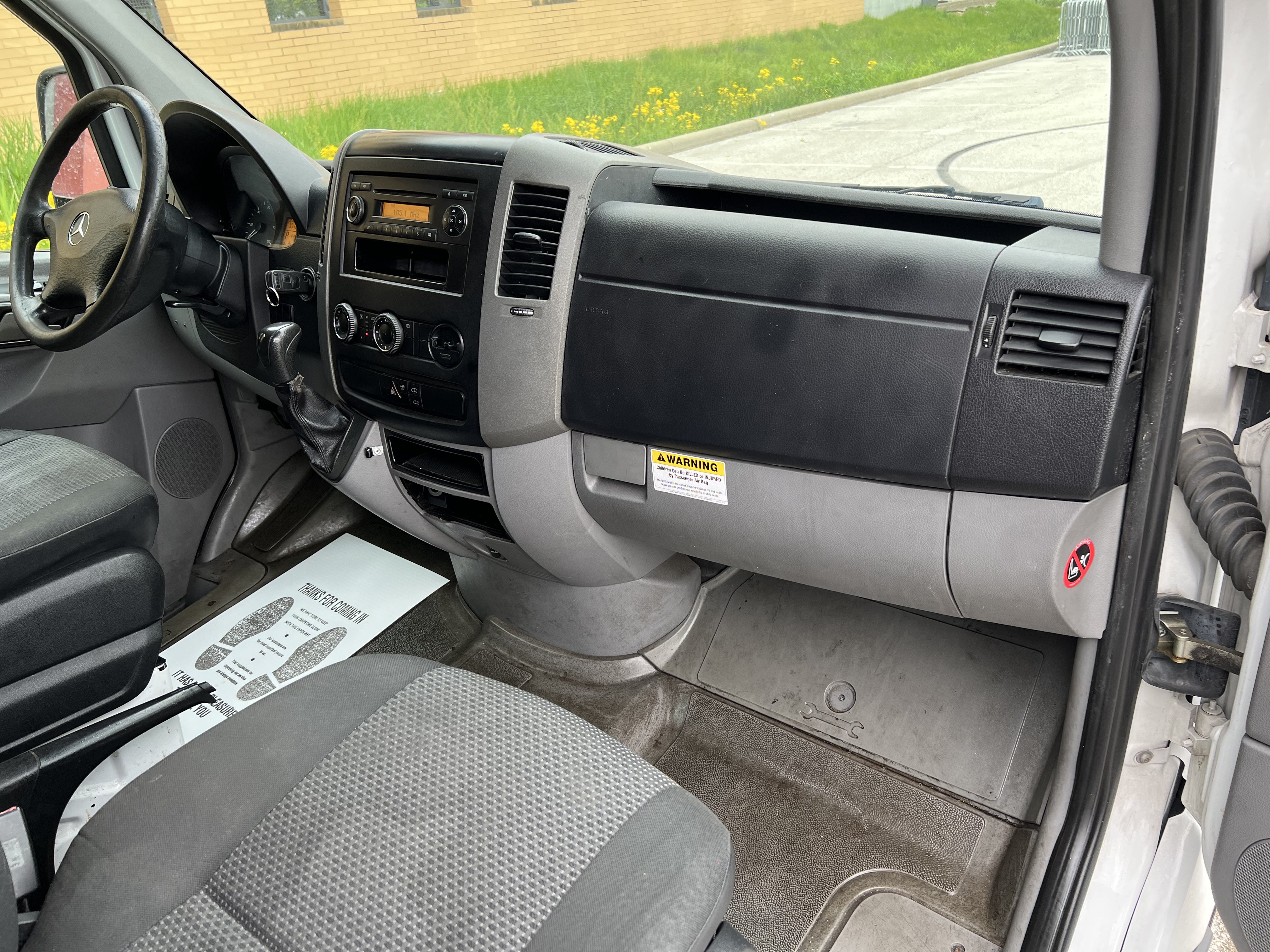 Used 2013 Mercedes-Benz Sprinter 2500 image 13