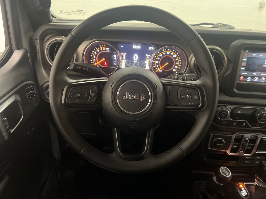 Used 2018 Jeep Wrangler Unlimited Sport S AWD/4WD image 16