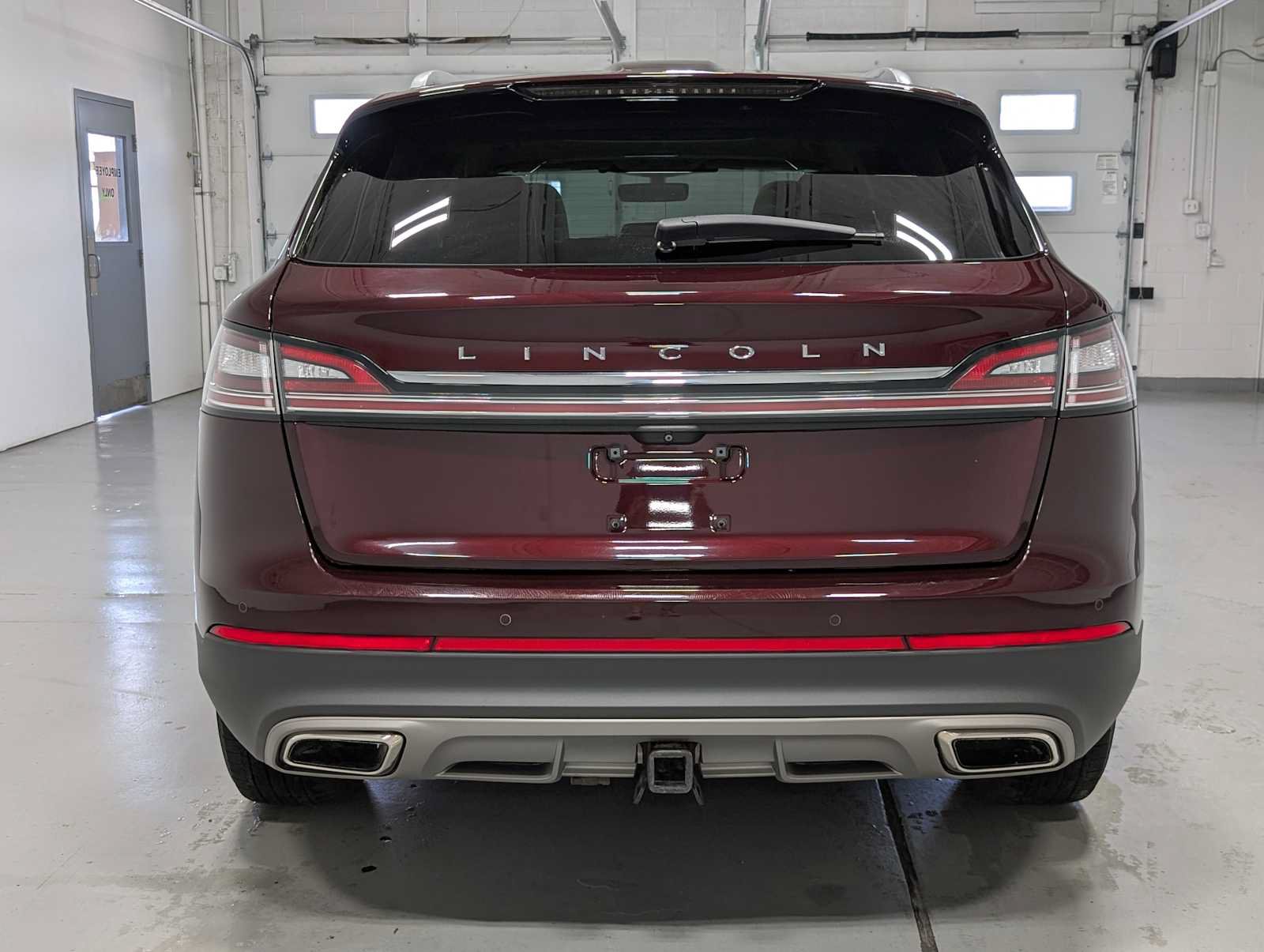 Certified 2022 Lincoln Nautilus Reserve w/ Class II Trailer Tow Package AWD/4WD image 9