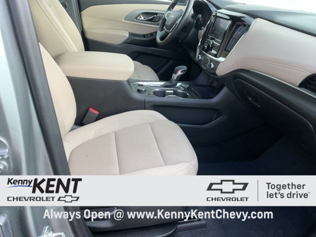Certified 2023 Chevrolet Traverse LS w/ LPO, Floor Liner Package image 15
