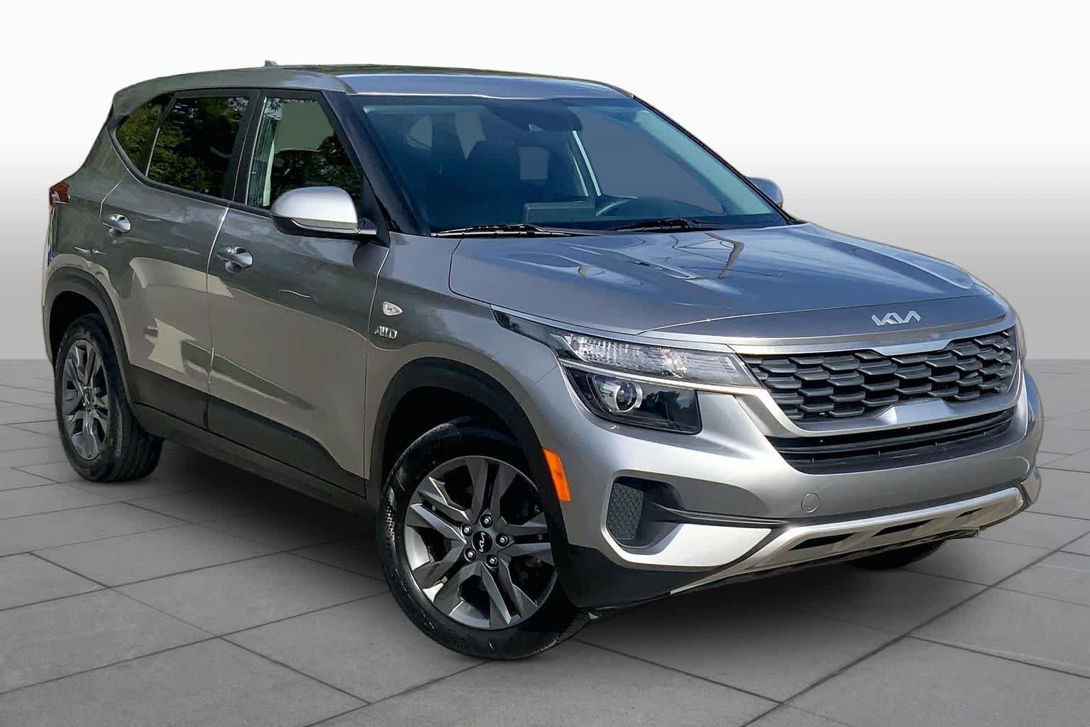 Certified 2023 Kia Seltos LX AWD/4WD image 3