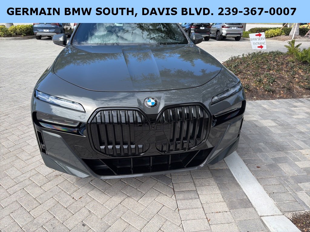 Certified 2023 BMW 760i xDrive w/ Executive Package image 2