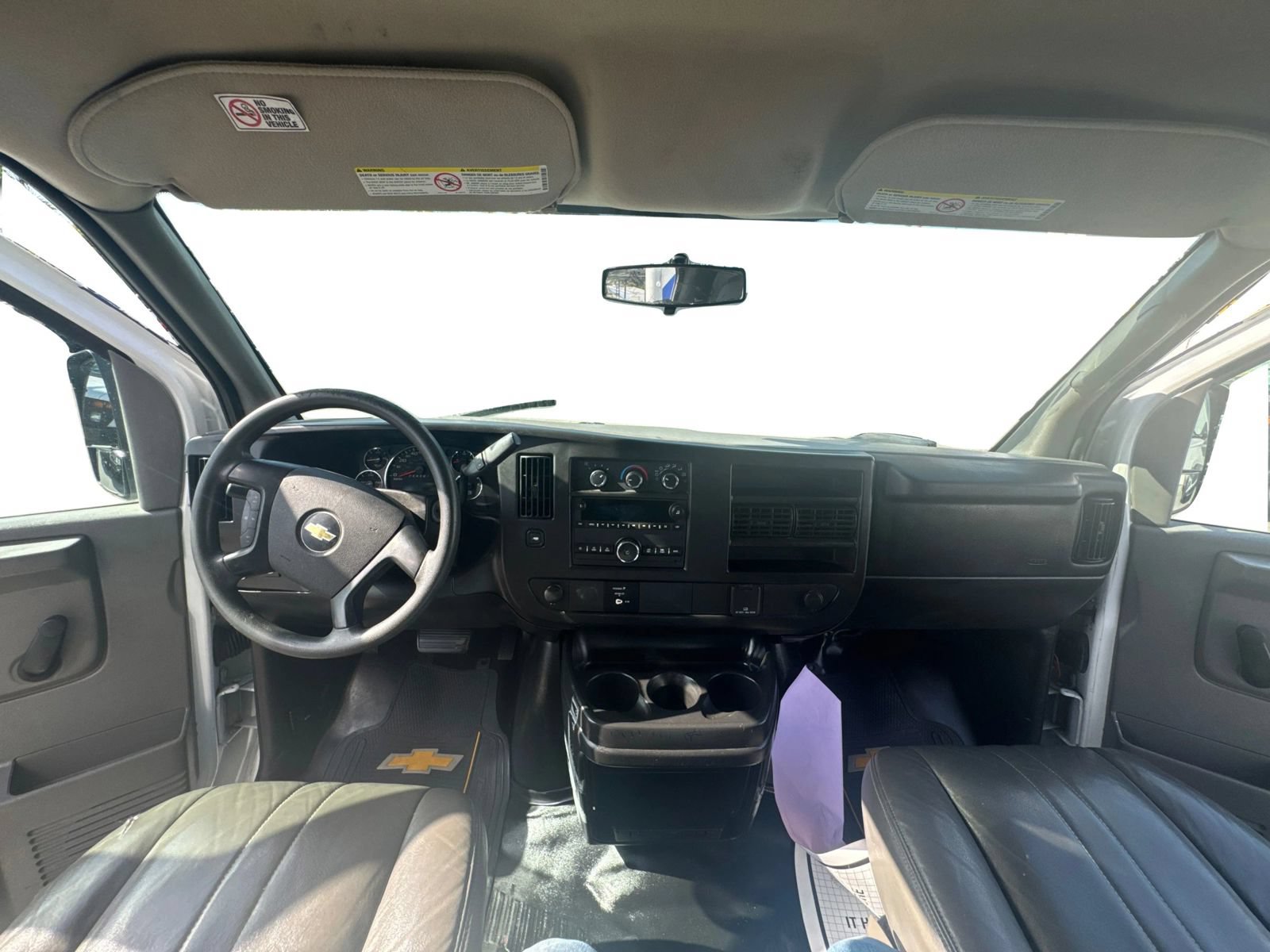 Used 2015 Chevrolet Express 3500 Extended RWD image 14