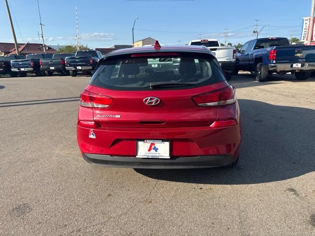 Used 2020 Hyundai Elantra GT FWD image 4
