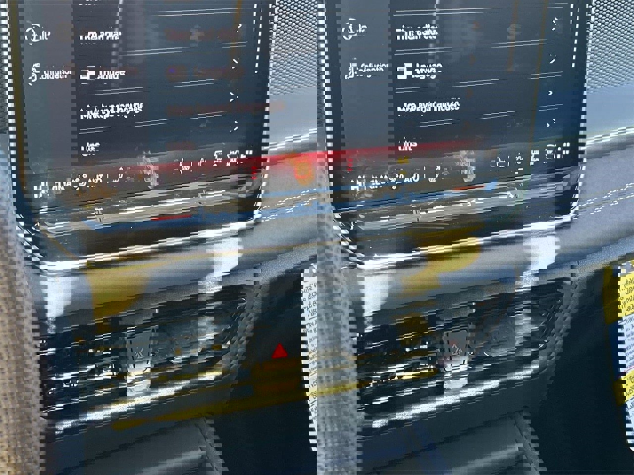 New 2026 Volkswagen Tiguan SE R-Line image 24