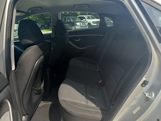 Used 2013 Hyundai Elantra GT FWD image 10
