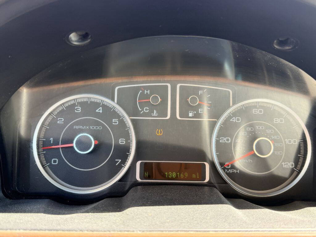 Used 2008 Ford Taurus SEL FWD image 15
