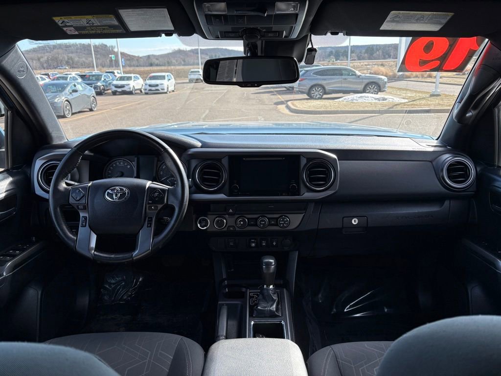 Certified 2019 Toyota Tacoma TRD Off-Road image 16
