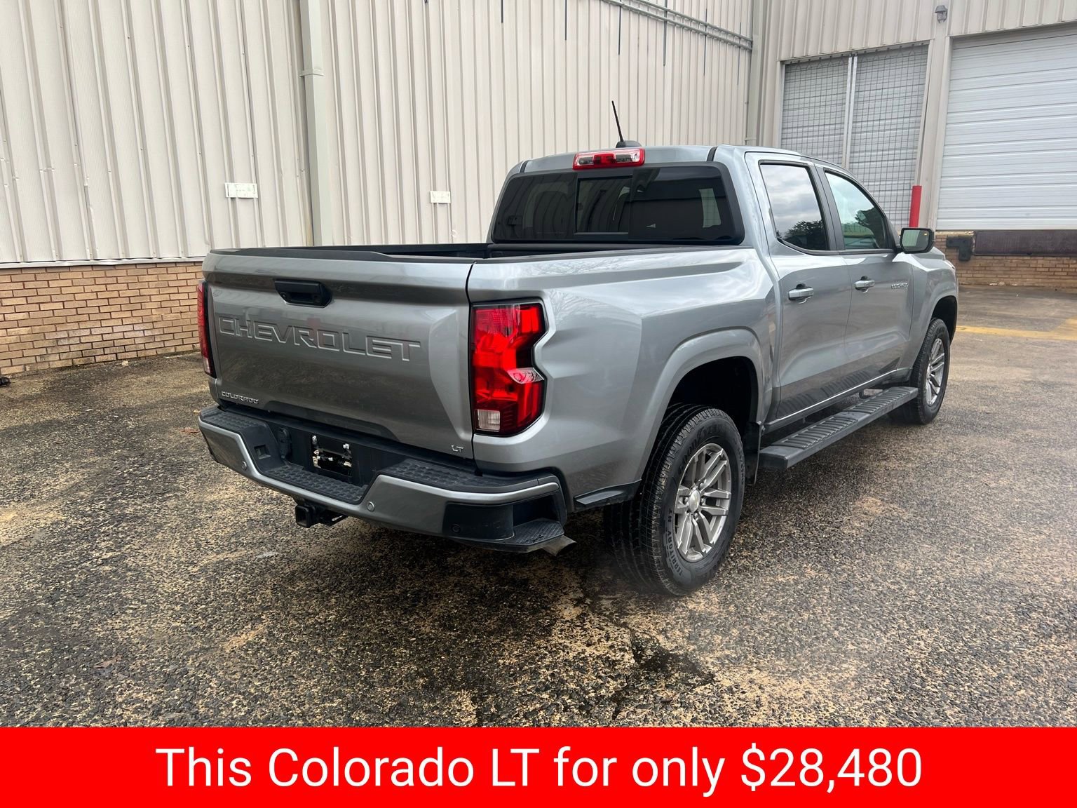 Used 2023 Chevrolet Colorado LT w/ LT Convenience Package II image 10