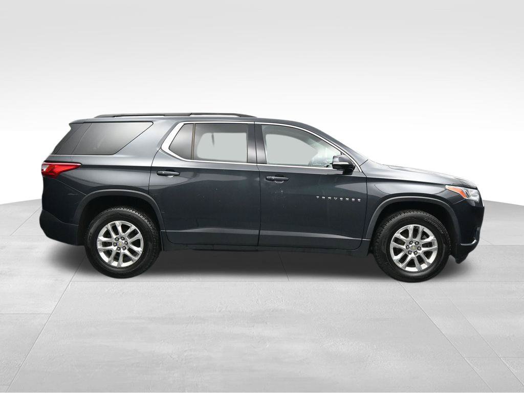 Used 2020 Chevrolet Traverse LT w/ LPO, Floor Liner Package FWD image 6