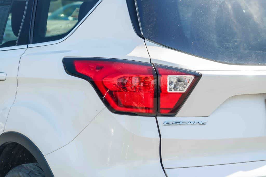 Used 2019 Ford Escape SE FWD image 7