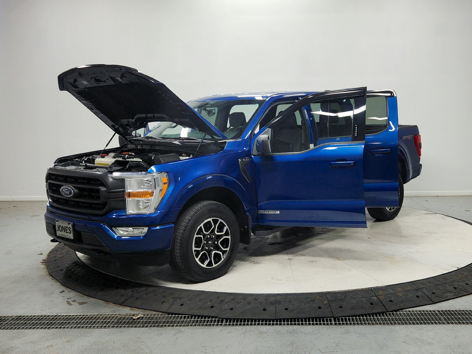 Used 2022 Ford F150 XLT w/ Equipment Group 301A Mid AWD/4WD image 12