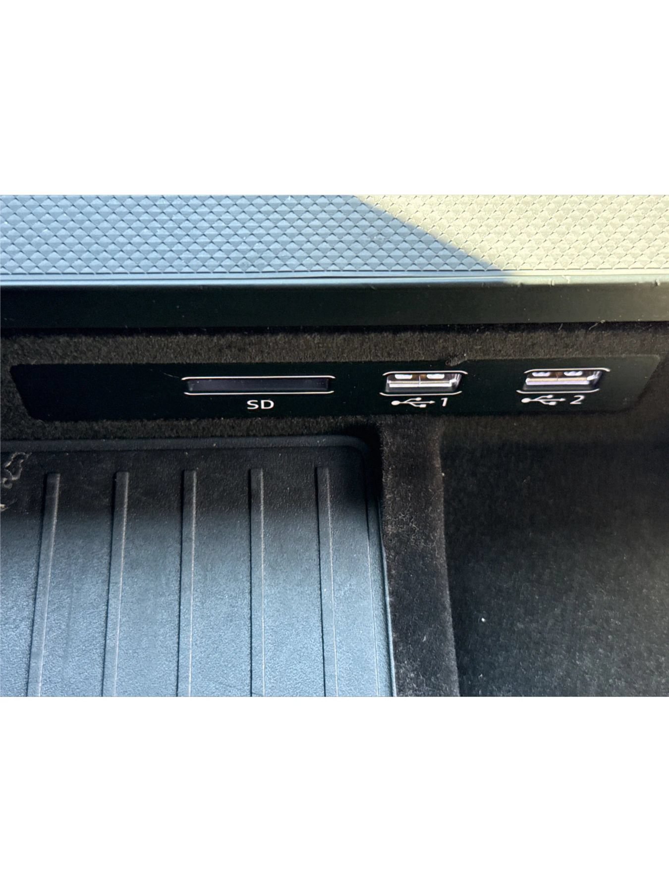 Used 2019 Audi Q8 Premium Plus image 42