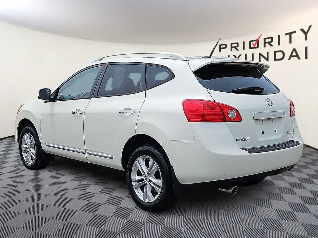 Used 2012 Nissan Rogue SV w/ Premium Pkg AWD/4WD image 6