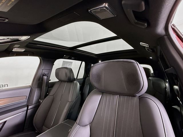 Used 2026 Cadillac Vistiq Sport w/ LPO, Floor Liner Package image 26