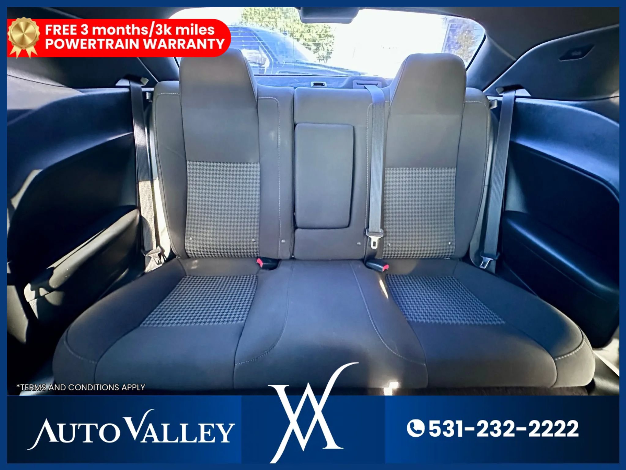 Used 2017 Dodge Challenger R/T RWD image 26