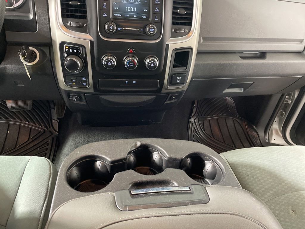 Used 2018 RAM 1500 Classic SLT AWD/4WD image 18
