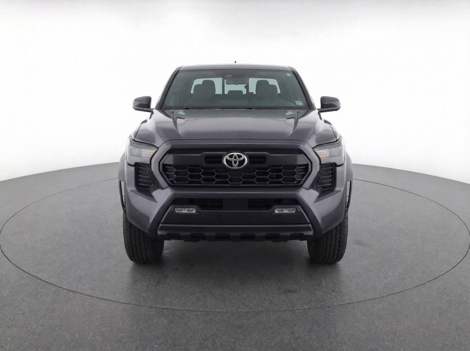 Used 2025 Toyota Tacoma TRD Off-Road image 2