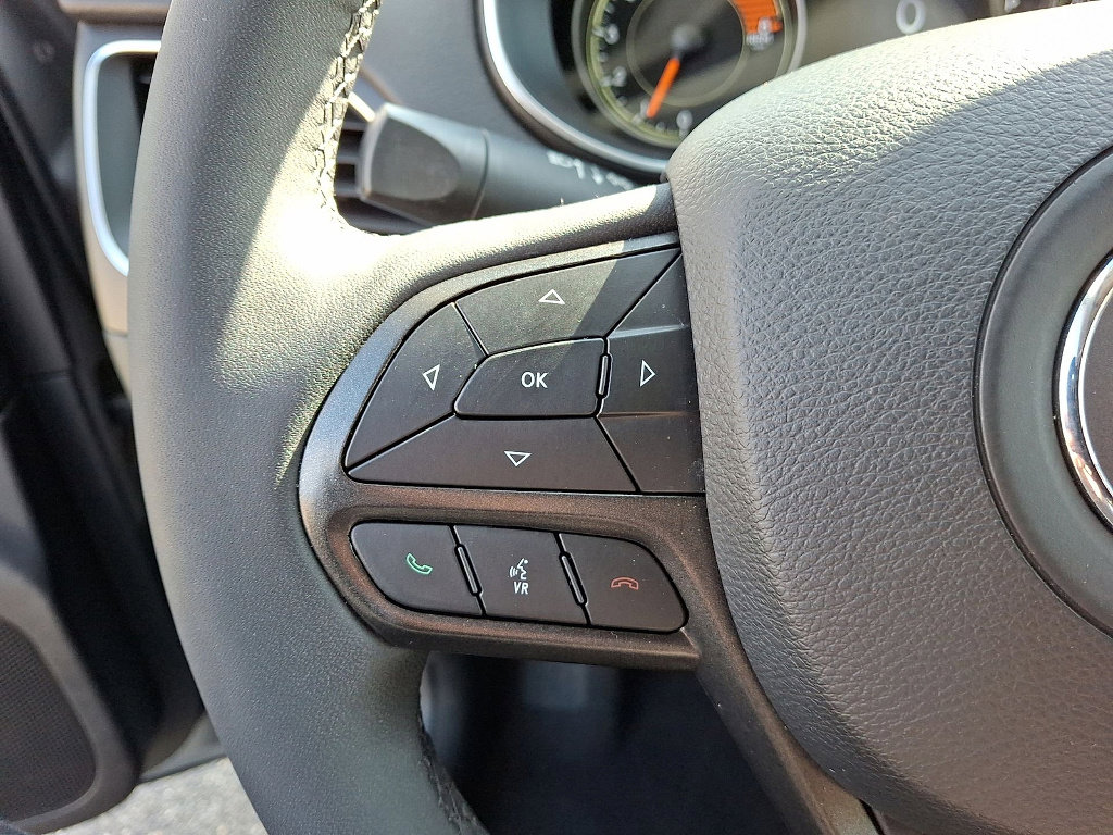 Certified 2022 Jeep Cherokee Trailhawk w/ Sound & Nav Group image 17